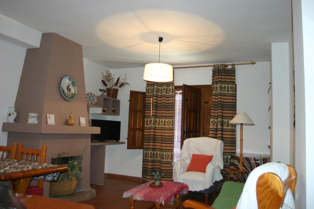 Apartamentos Y Casas Rurales Las Terrazas De La Alpujarra Bubión Exterior foto